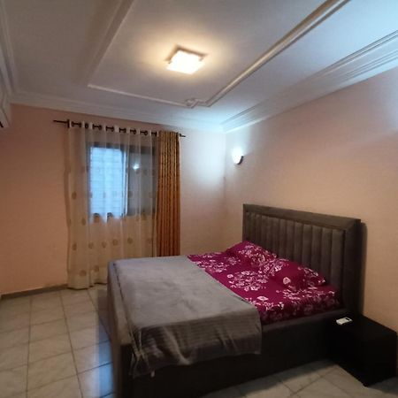 Residence Deluxe Yaoundé 外观 照片